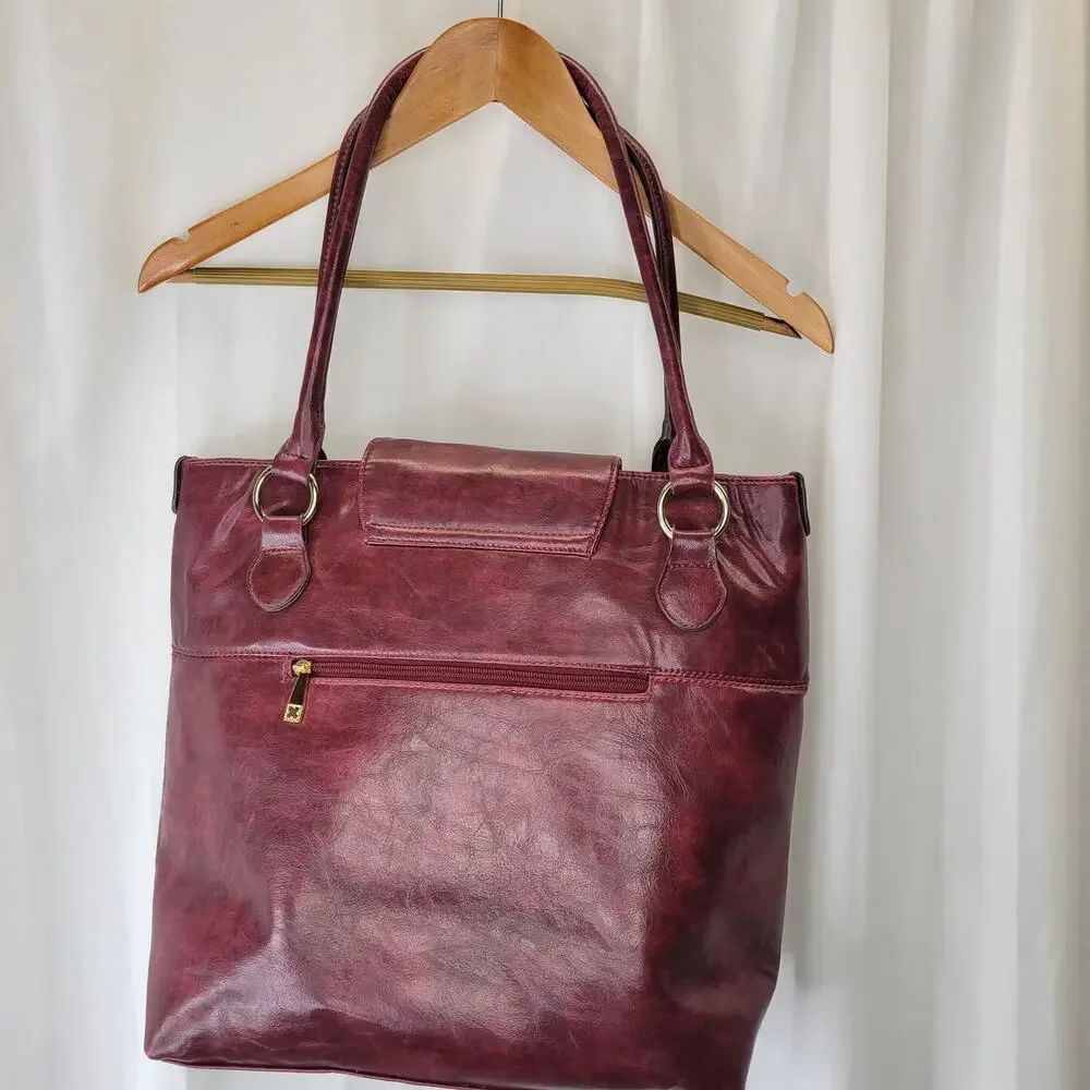 Liz Claiborne Dark Red Vegan Leather Oversized Tote w Tortoise and Gold Hardware